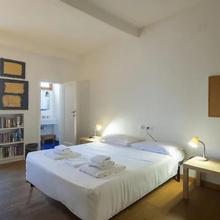 アパート Sant'ambrogio 3-bedroom